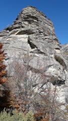 il torrione Rubinella con al centro la via di salita di oggi..