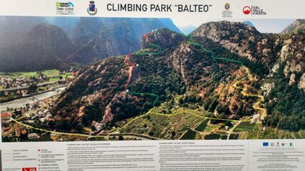 Cartellonistica nei pressi del municipio