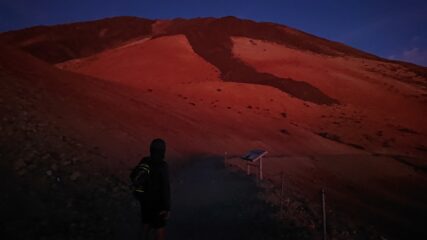 Il Teide si colora di rosso