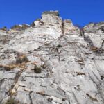 il torrione su cui corre la via, terzo tiro sulla placca bianca