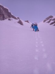 Discesa dalla Forcellina con picca e ramponi