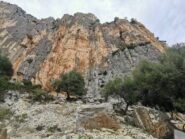 Vista d'insieme della falesia