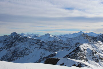 a sx fallere, tersiva ed emilius, al centro in fondo grivola