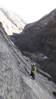 da S1 di Paperinik in traverso alla radice del diedro ad arco della Gogna Dixit..