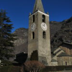 L’inconfondibile campanile di Arnad