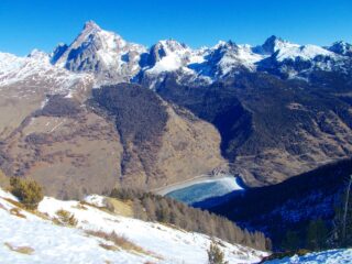 vista su Monviso e lago di Pontechianale