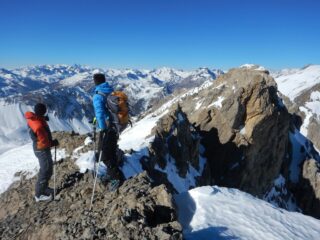 Sulla cima Sud, a dx. la Nord