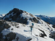 ultimo tratto a piedi verso la cima