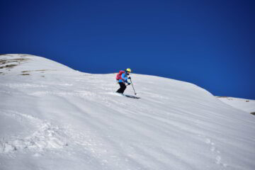 Il tratto con bella neve primaverile