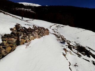 Sentiero sopra Larà superiore