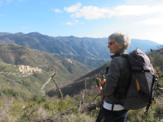 Panorama, prima del Colletto, sui paesi di Lavaggiorosso e Montale