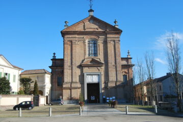 Chiesa di S. Stefano a Robbio, ormai alla stazione ferroviaria