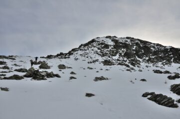 Salendo verso la cresta Nord-Ovest