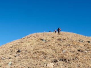 Ultimo strappo per la cima