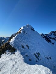 vetta nevosa (ghiacciata)