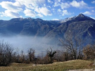 Verso vallone di Scalaro e Bec Renon quasi privo di neve.