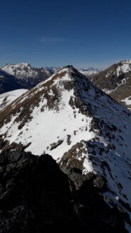 l'anticima dalla cresta alla Punta Malanotte..