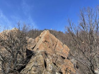 Ultimi risalti e la  croce di vetta 