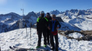 In cima, con dietro il Pelvoux