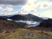 Lago di Giacopiane e Bregaceto salendo al Monte Gasparella