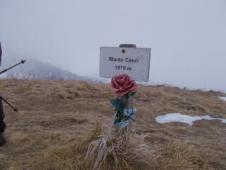 la cima del Monte Cauri
