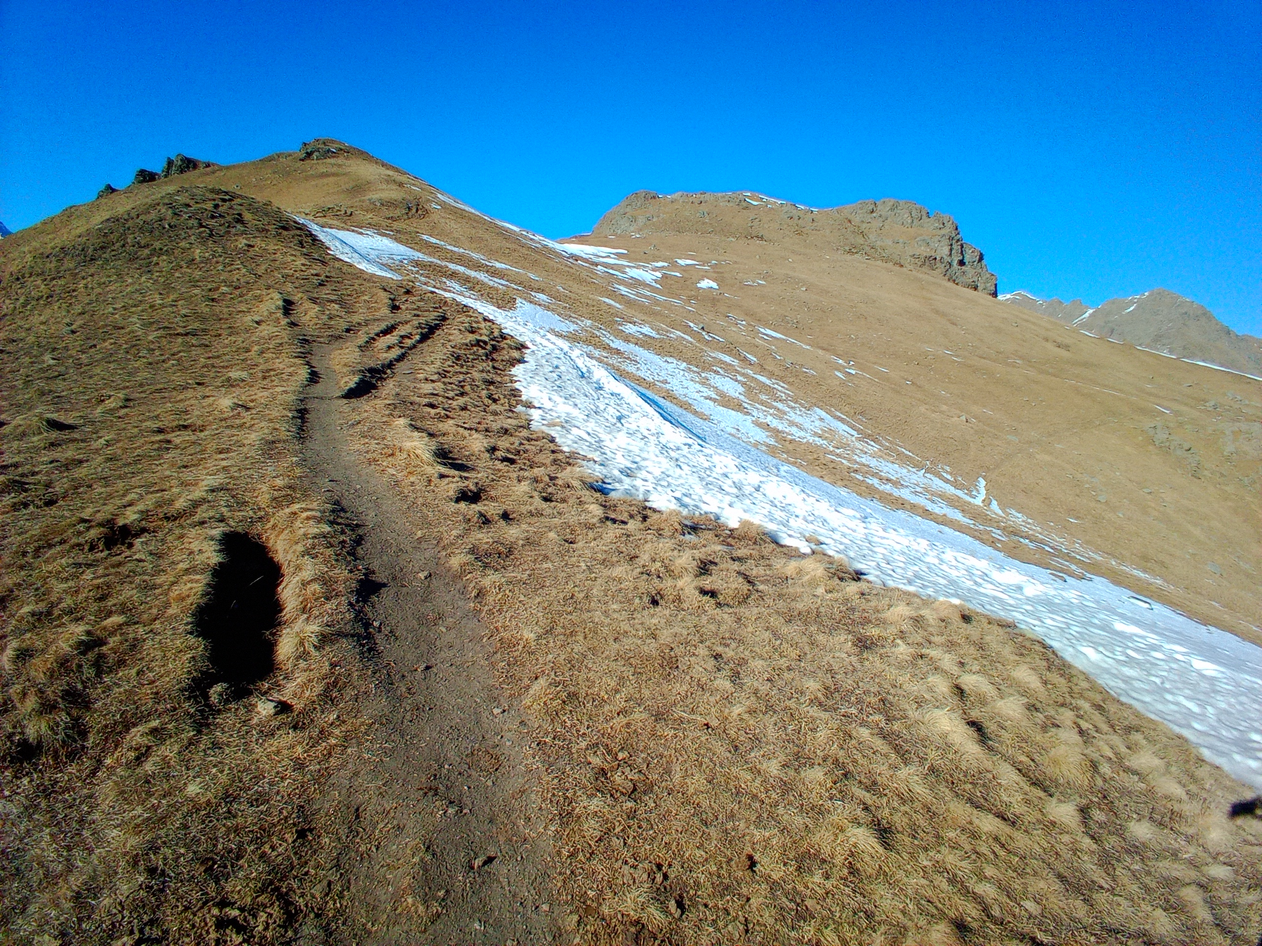 ultimi residui di neve