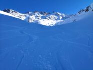 Curve sul ghiacciaio di Giasson, di fianco alla morena