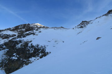 in salita verso il Col Carrel