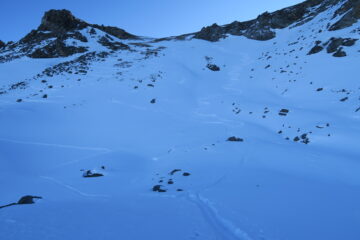 neve discreta ma sassi in agguato