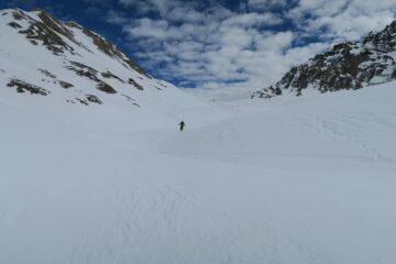 bei pendii sotto il colle ma neve un pò crostosa
