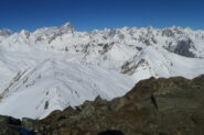 dalla cima del Vertosan i bei pendii della quota 2759 e della cima del Flassin che aspettano di essere visitati