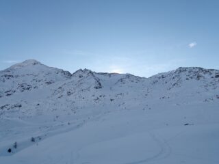 Pendii superiori tra Terrarossa e Mäderhorn