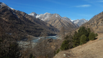 Lago di Pontechianale con poca acqua