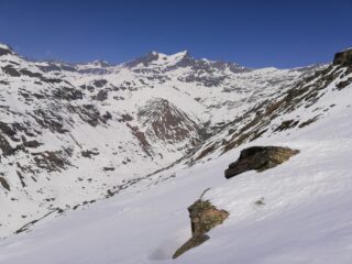 Pendio dal masso piramide