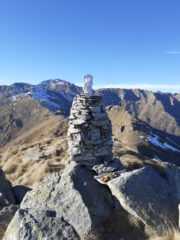 Punta del Pianello, e sfondo cima di Bonze