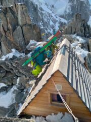 Il caratteristico passaggio sul tetto