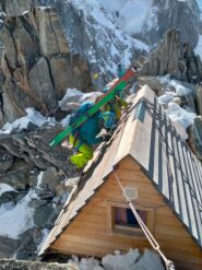 Il caratteristico passaggio sul tetto