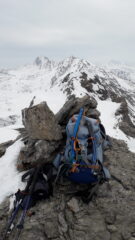 dal Ruetas tutto al fondo il Bric Ghinivert..