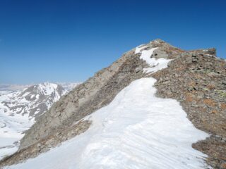Cresta finale quasi del tutto senza neve