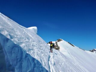 Laggiù la cima
