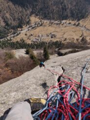 Dopo il traverso, ormai sulle fessure di luna nascente