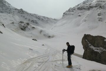 In alto il distacco