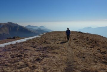 Verso la pianura , molto foschiosa
