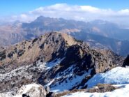 La Corna Grande vista dalla cima.