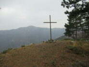 Poggio Balestrino (m.540) con in fondo il Poggio Grande (m.802)