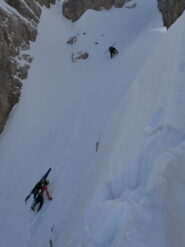 Ripida salita, oggi con neve morbida fattibile senza ramponi.