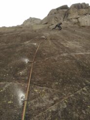 Sulla delicata placca di 6c della prima variante de La dura logica del Fix