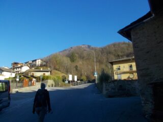Il monte Ricordone da Frassino