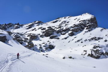 Salendo verso la Fuorcla Grevasalvas