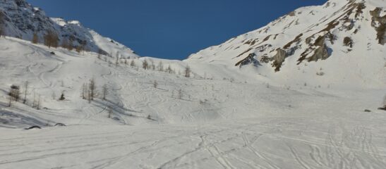 Il pianoro che anticipa i dossi prima del colle
